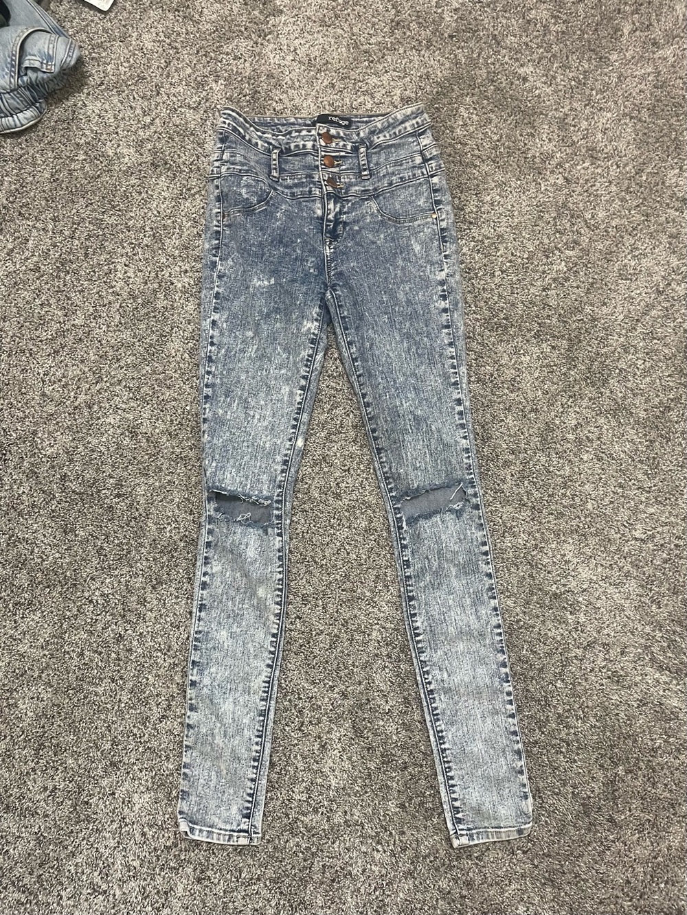 refuge Acid Wash High-Rise Skinny Jeggings - Blue